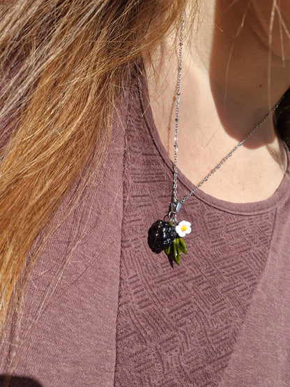 Collier fruits des bois